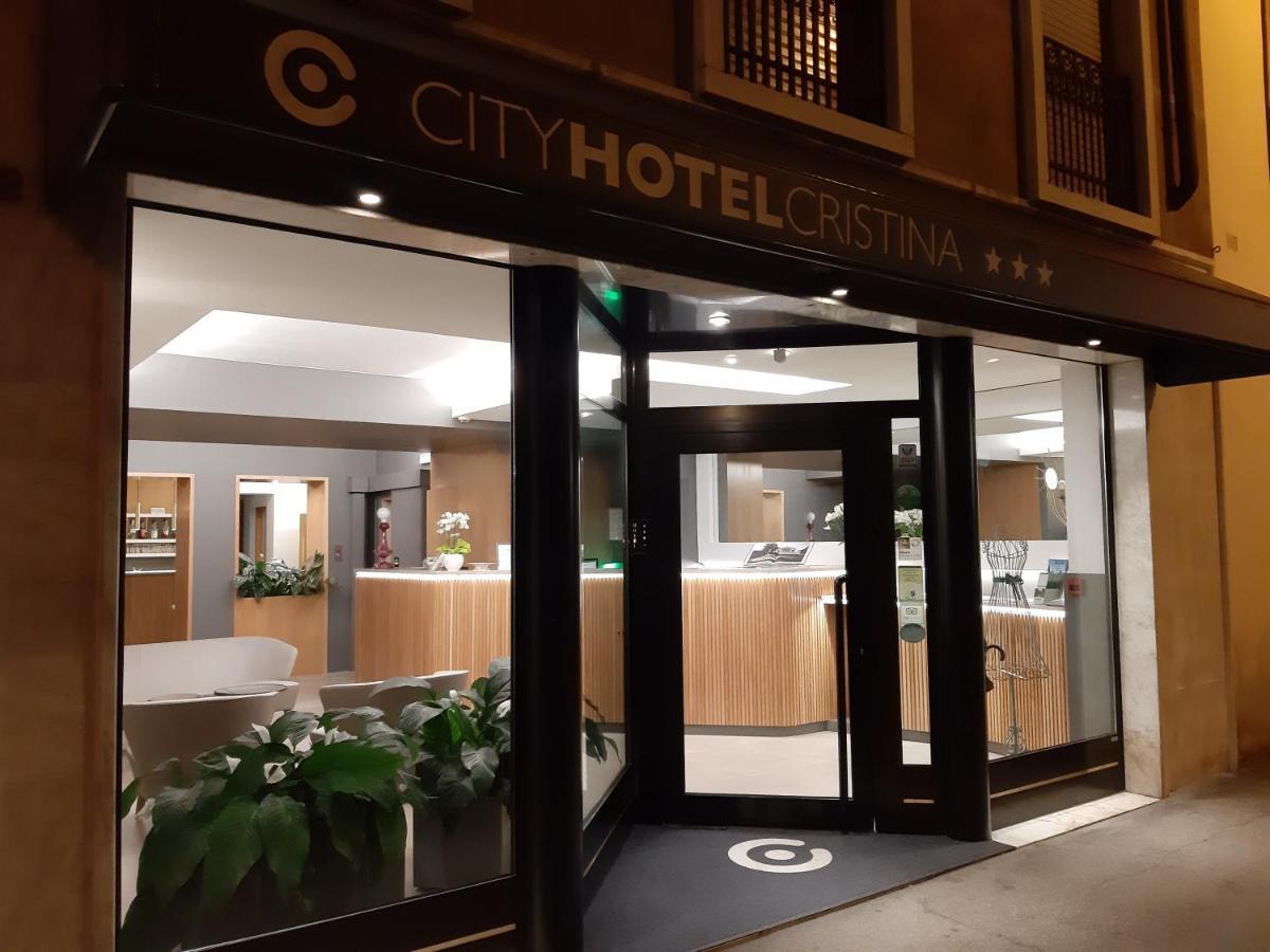 Cityhotel Cristina Vicence Extérieur photo